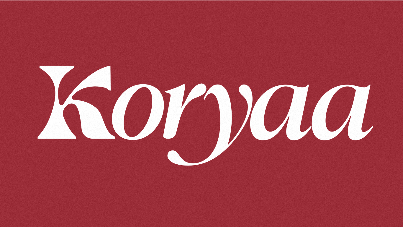 Wordmark Koryaa en blanc sur fond rouge : logotype cosmétique sur mesure